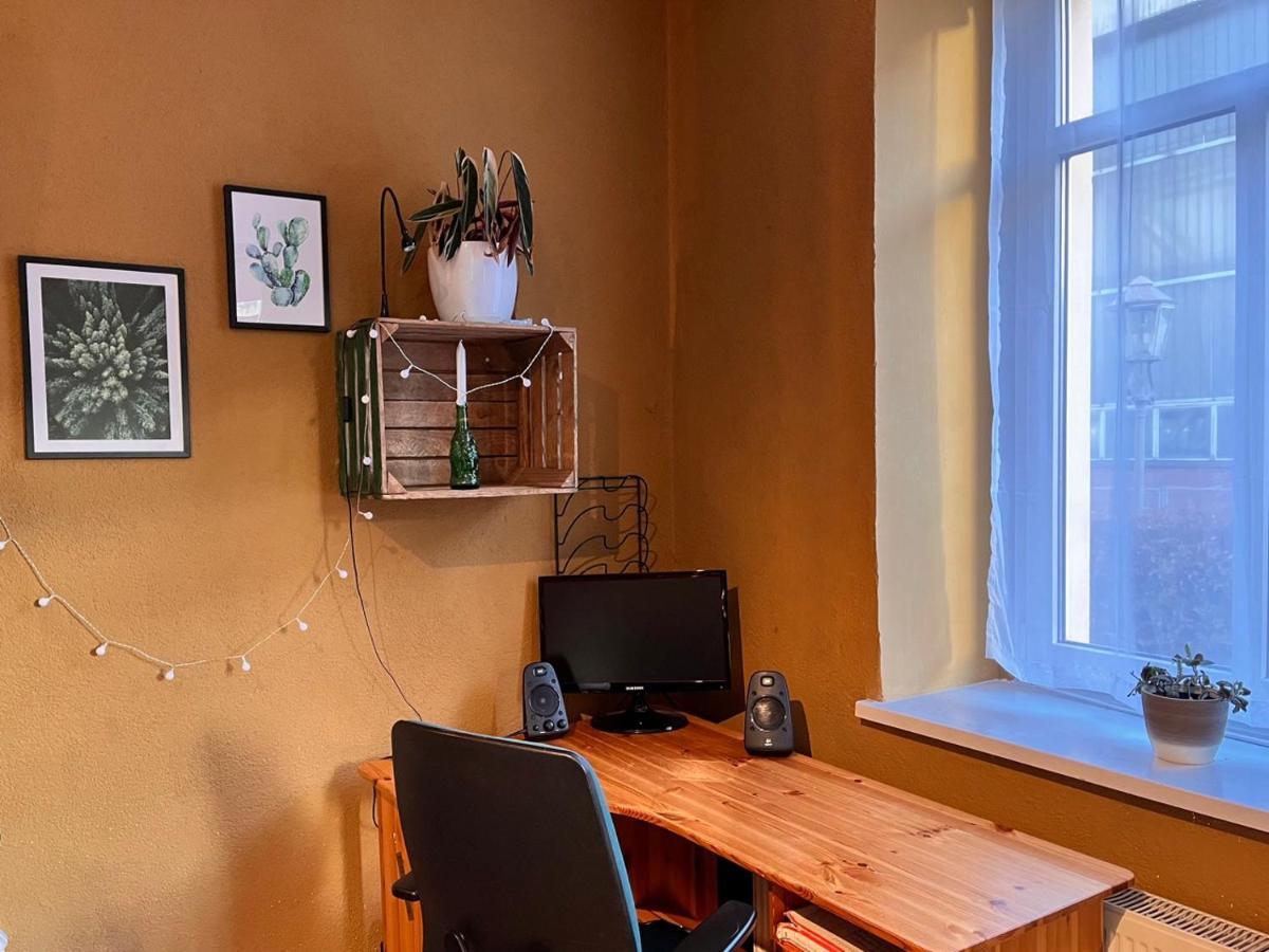 Ferienwohnung Gemutliche Oase - Tv, Beamer, Kuche Fur 4 Personen Dresden Exterior foto
