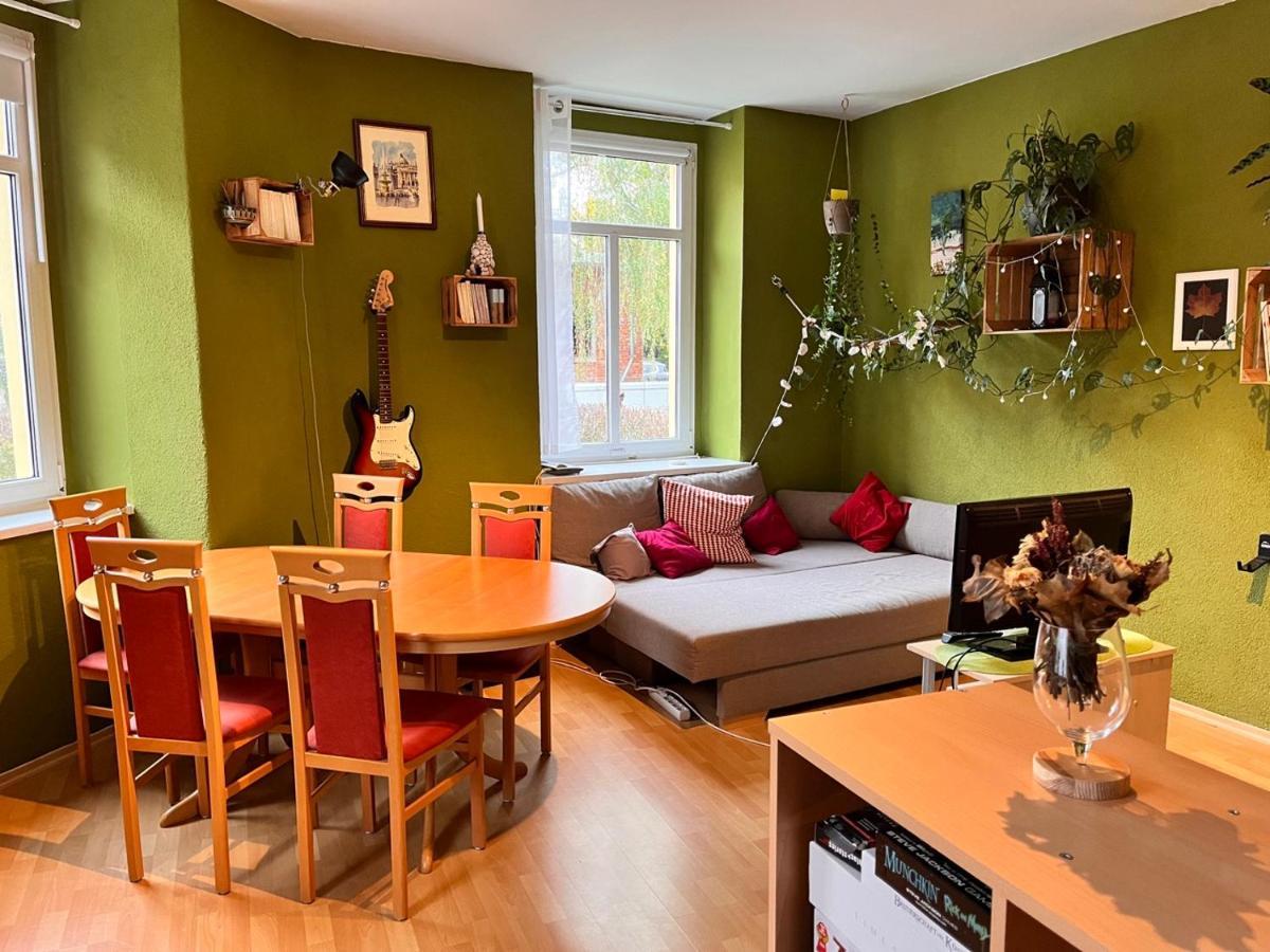 Ferienwohnung Gemutliche Oase - Tv, Beamer, Kuche Fur 4 Personen Dresden Exterior foto